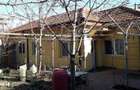 Casa decomandata cu gradina - 2