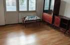 Apartament cu 4 camere decomandat în Tractorul - 7