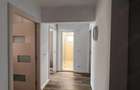 Inchiriez Apartament 3 camere decomandat, aproape de centru - 2