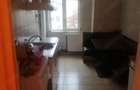 Apartament cu 5 camere decomandat în Dâmbovița - 2