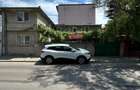 Casă cu 6 camere cu Teren 165 Mp în Drumul Sării - 1