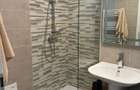 Inchiriez ap 2 camere Viva City Bloc 6 - 8