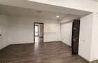 Spatiu comercial, pozitionare excelenta, exact la metrou Aparatorii P - 3