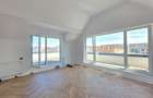 Apartament cu 3 camere decomandat în Tractorul - 1