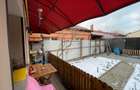 Casă individuală cu 6 camere cu Canalizare în Central - 3