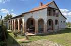 Casa in Batania cu etaj de 200 m patrati locuibili - 1