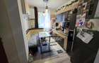 Apartament cu 2 camere decomandat în Micro I - 12