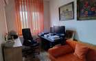 Vand apartament 3 camere Str. Louis Pasteur zona Spitalul Jude?ean - 2