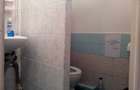Casă individuală cu 10 camere cu Canalizare în Vitan - 15