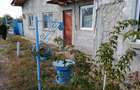 Teren intravilan cu casa plus mansardă, apa, canalizare energie electrica.  - 1