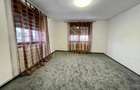 Casă cu 6 camere cu Teren 1520 Mp în Dumbrăvița - 1
