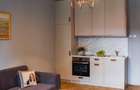Apartament cu 3 camere decomandat în Central - 4