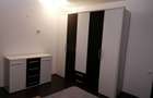 Inchiriez in Ghimbav, apartament cu 3 camere, complet mobilat si utilat, cu parcare subterana si gradina proprie - 1