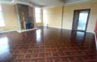 Apartament cu 4 camere în Central - 3
