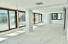 Apartament cu 4 camere decomandat în Central - 8