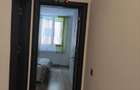 Apartament cu 3 camere decomandat în Tractorul - 3
