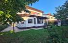 Casă individuală cu 5 camere cu Canalizare în Odăi - 39