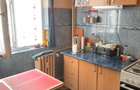 Apartament cu 3 camere semidecomandat în Rahova - 6