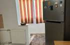 Inchiriez apartament 3 camere zona linistita sector 5 - 4