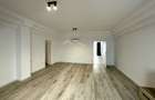 Apartament cu 3 camere decomandat în Aviației - 11