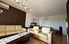 Apartament cu 3 camere decomandat în Tei - 3