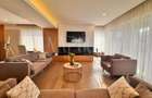 Apartament cu 5 camere semidecomandat în Bună Ziua - 1