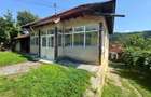 Casă cu 6 camere cu Teren 2486 Mp în Central - 10