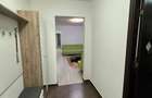 Apartament cu 3 camere semidecomandat în Berceni - 2