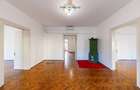Spațiu comercial, de 200 mp, în P-ța Maria - 18