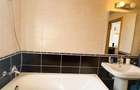 Apartament cu 3 camere decomandat în P-ța Victoriei - 46