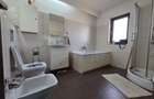 Casa 3 camere + living!!asfalt !!propietar - 2