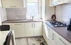 Apartament cu 3 camere decomandat în Tractorul - 8