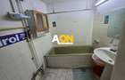Casa 8 camere, cu 2 corpuri de cladire,  387 mp teren, zona Centru