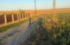 Teren intravilan 4.003 mp Frecatei, Tulcea - drum pe 3 laturi, curent - 7