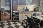 Vand apartament 3 camere, in zona Rovine