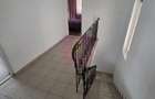 Vila de vanzare cu 8 camere ?i garaj in Busteni - 12