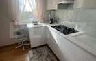 Apartament, 3 camere, etaj 2, decomandat, zona Burdujeni
