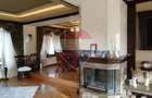 Casa / Vila cu 9 camere de vanzare