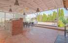 Comision 0 | Casă cu panouri fotovoltaice, piscină, garaj și foișor