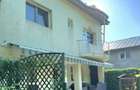 Zona Ghencea Sos Alexandriei Domeniu privat 2090mp cu piscina