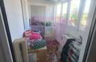Apartament cu 3 camere de vanzare in Campina - Zona Centrala