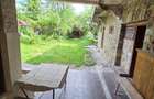Vânzare proprietate - Casă tip conac, teren și anexă, într-un cadru natural spec - 17