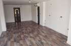 Apartament cu 3 camere semidecomandat în Central - 3