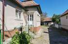 Casa 83 mp, 650 mp teren, in Moldovenesti - 2