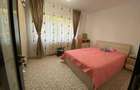 Ofer spre inchiriere apartament cu 2 camere in rm.sarat zona Costieni (mobilat si utilat)detalii la tel 0766585069. - 2
