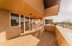 Cladire mixta-spatiu comercial 936 mp utili cu teren 1282 mp, Micalaca