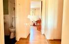 Apartament cu 4 camere decomandat în P-ța Victoriei - 21