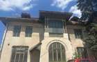 Casă cu 7 camere cu Teren 380 Mp în George Enescu - 13