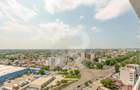 Apartament cu 3 camere decomandat în 1 Mai - 18