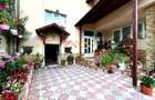 Casa 4 camere, anexe, recent renovata, foisor, teren 781mp, Izvoru, DB - 10